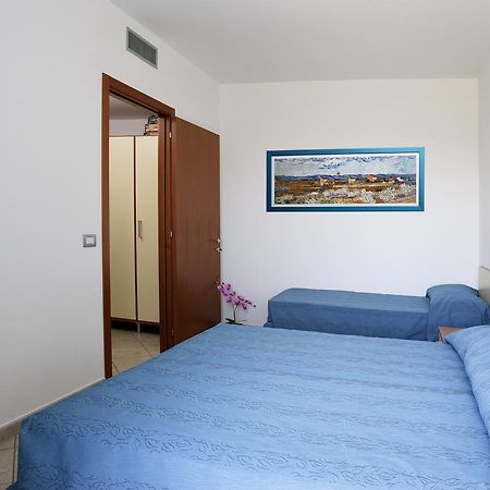 Residence Il Girasole 1 알바아드리안티카 외부 사진