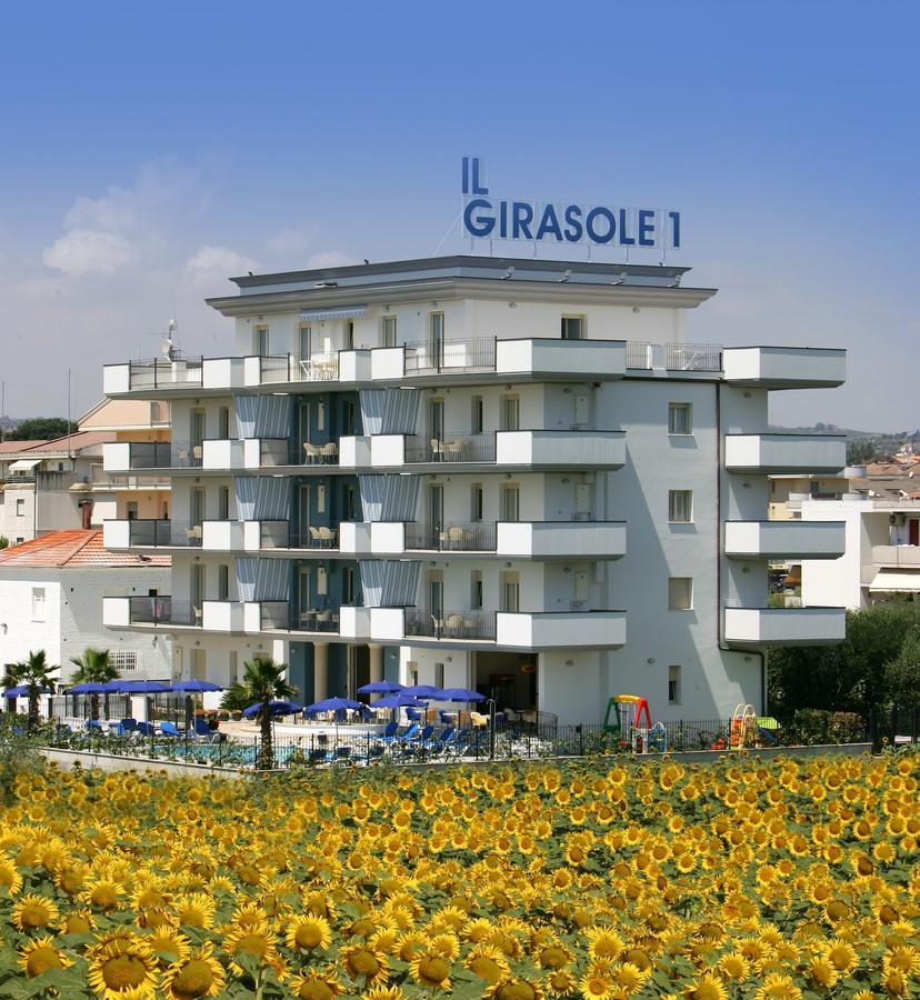 Residence Il Girasole 1 알바아드리안티카 외부 사진